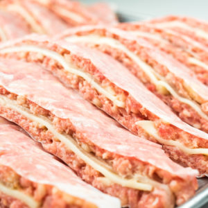Tramezzini di carne artigianali ripieni con prosciutto e formaggio Macelleria D’Orta