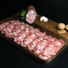 Salame classico Napoli artigianale di carne di maialino italiano razza Nero